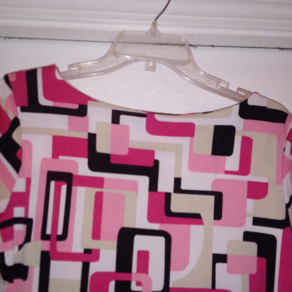 Shirt - Picture 2 of 6